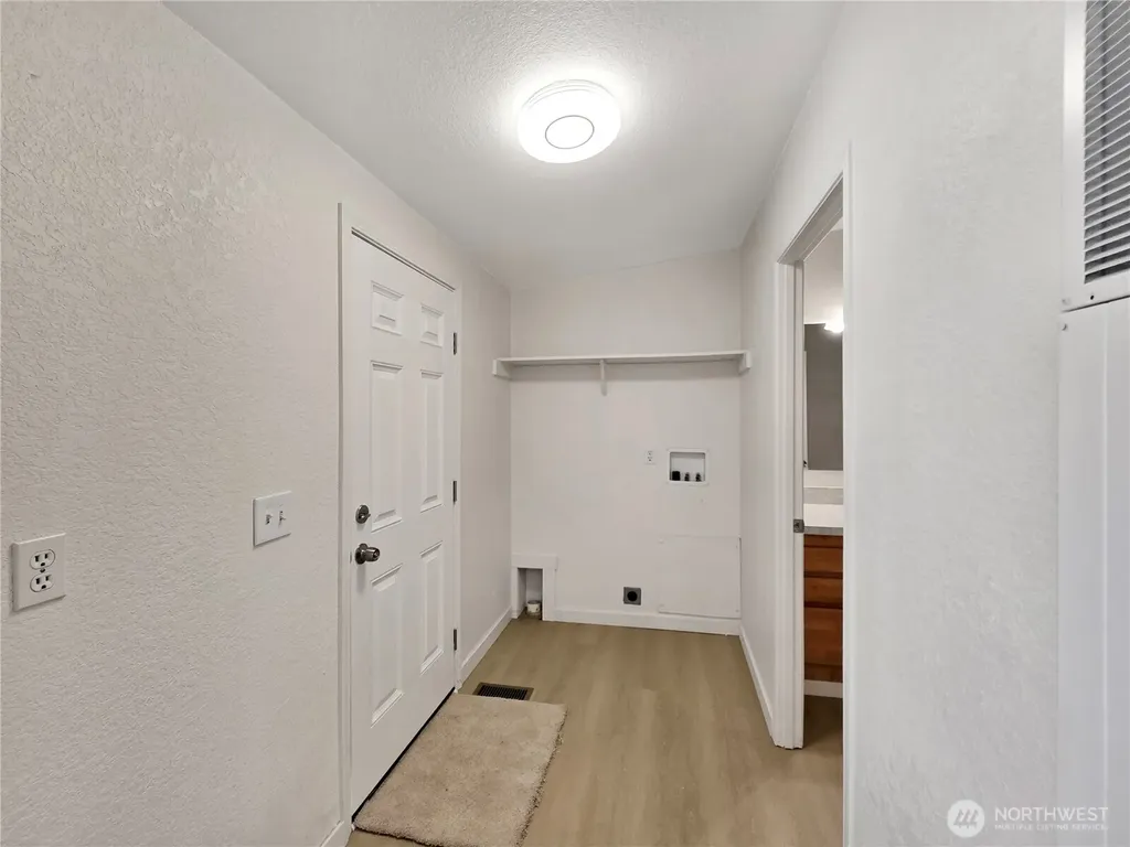 165 Nix Lane Centralia WA 98531