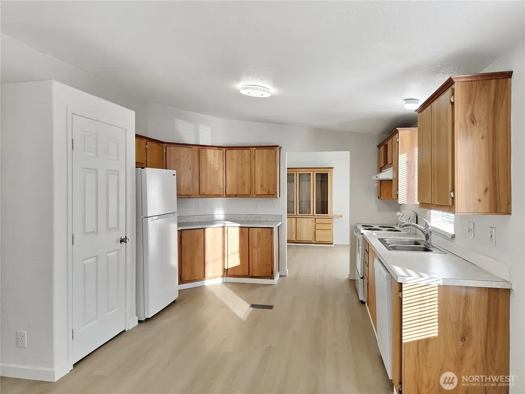 165 Nix Lane Centralia WA 98531