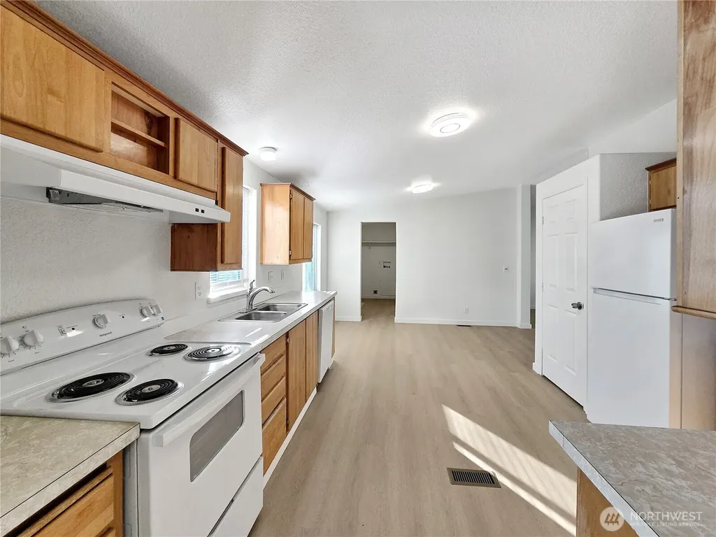 165 Nix Lane Centralia WA 98531