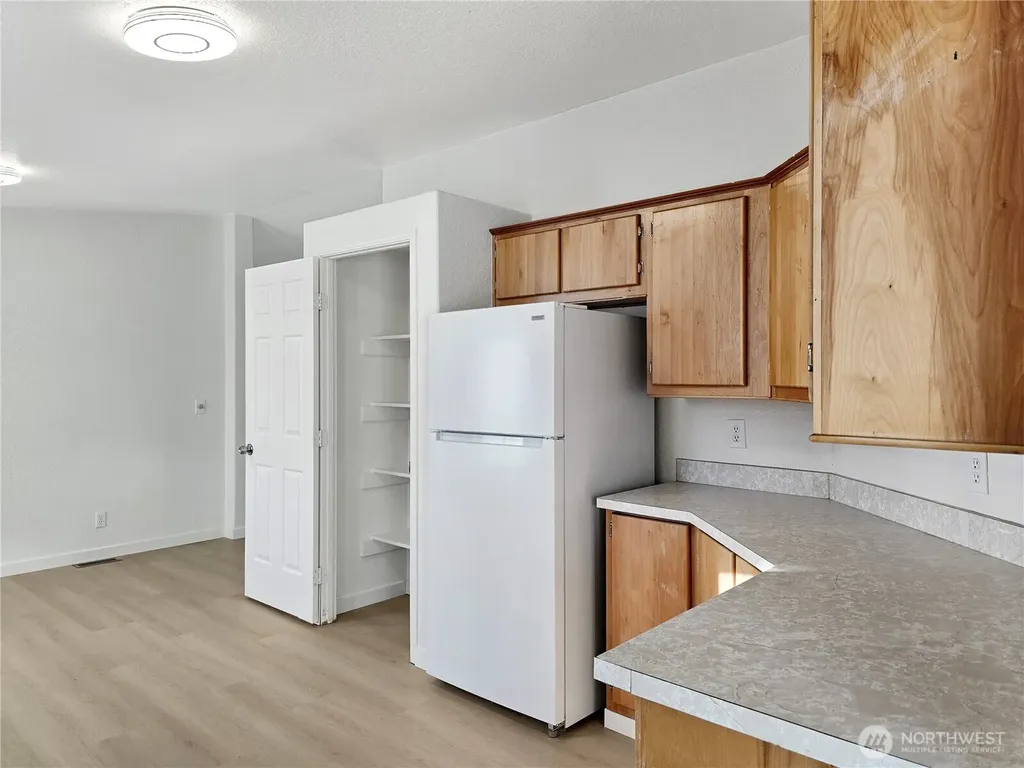 165 Nix Lane Centralia WA 98531