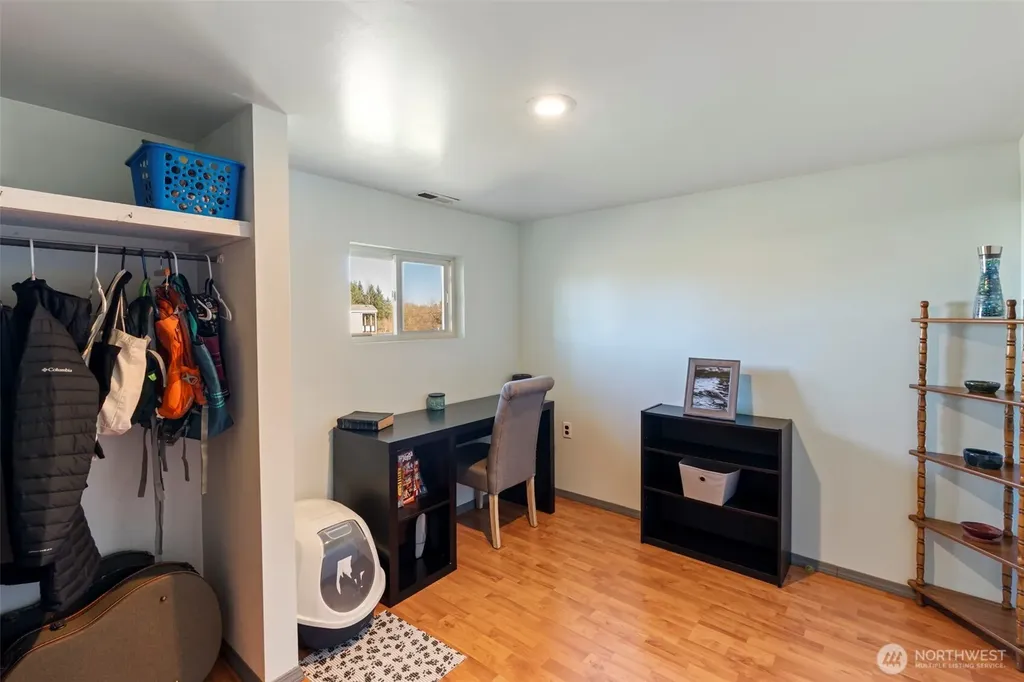 209 Drews Prairie Road Toledo WA 98591