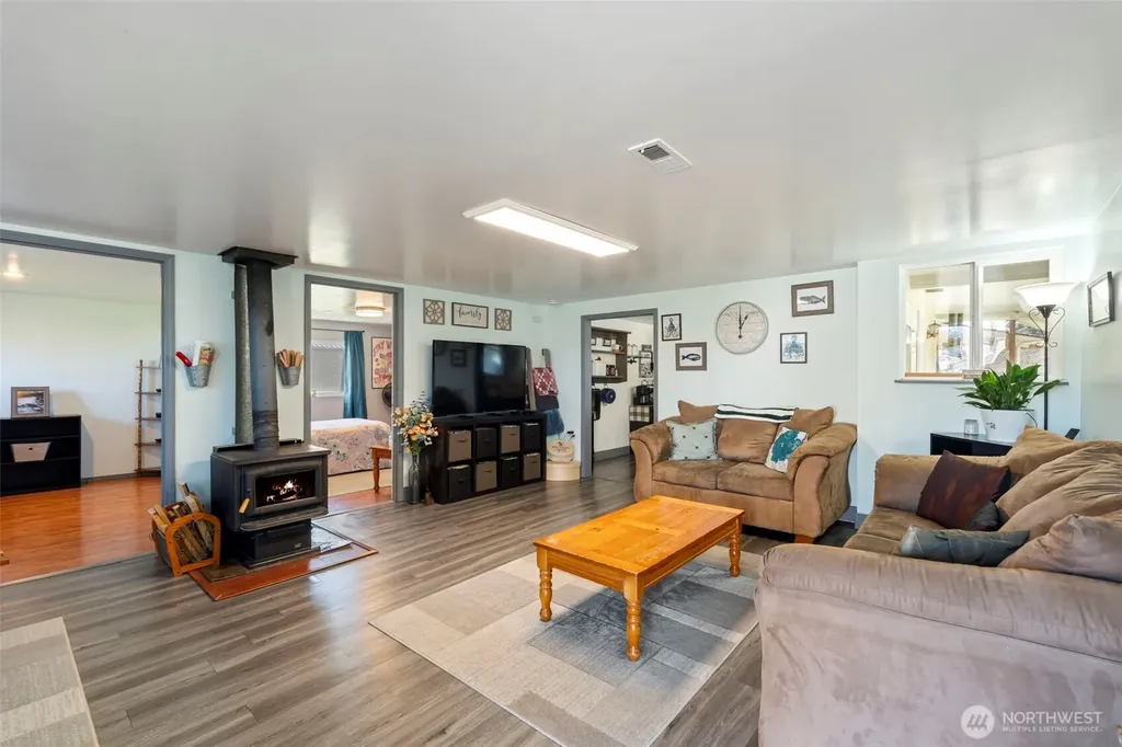 209 Drews Prairie Road Toledo WA 98591