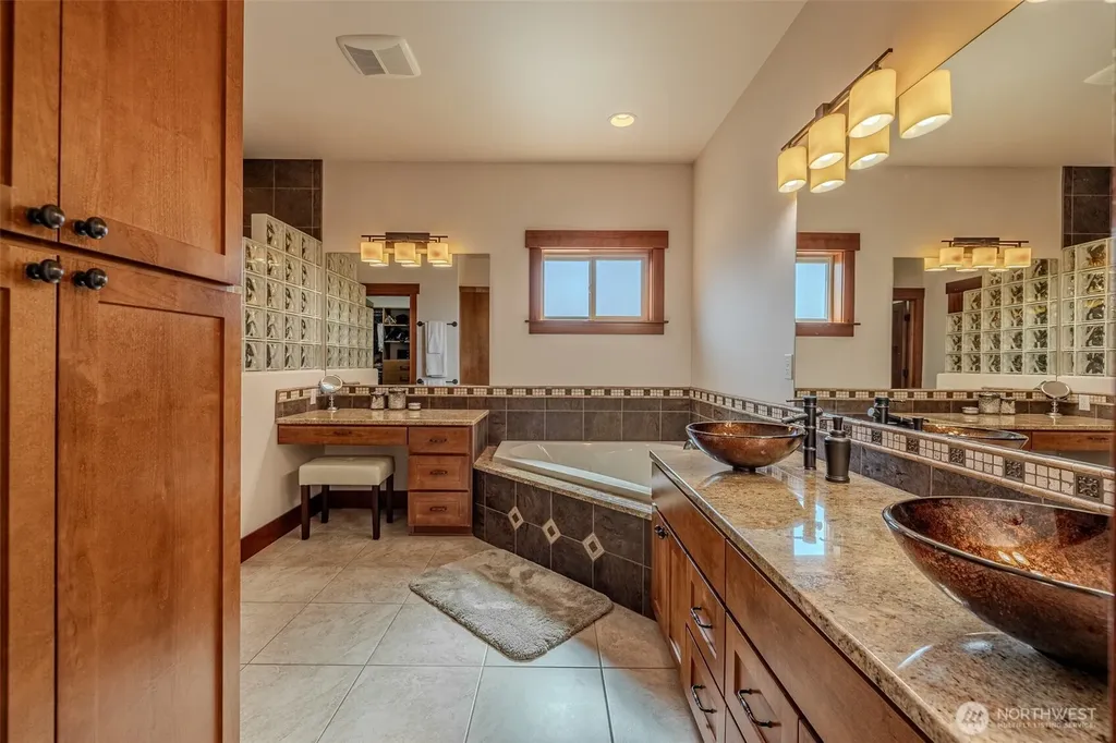600 Havenwood Drive Manson WA 98831
