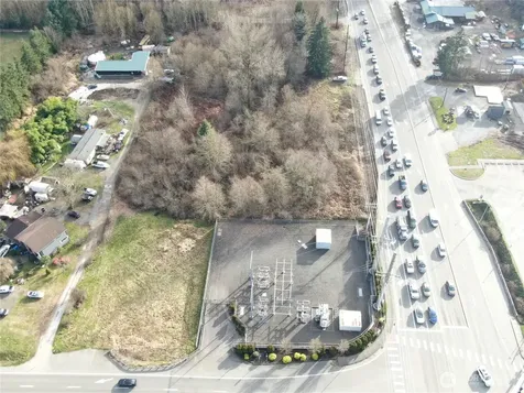 1 State Route 9 SE Woodinville WA 98072