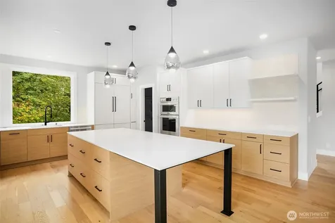 13105 SE 19th Court Bellevue WA 98005