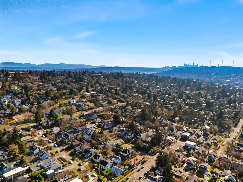 347 NW 52nd Street Seattle WA 98107