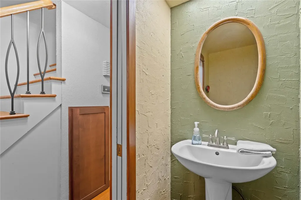 16816 43rd Street Ct E Lake Tapps WA 98391