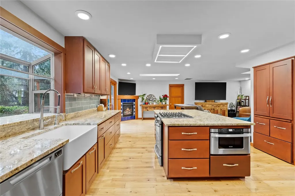 16816 43rd Street Ct E Lake Tapps WA 98391