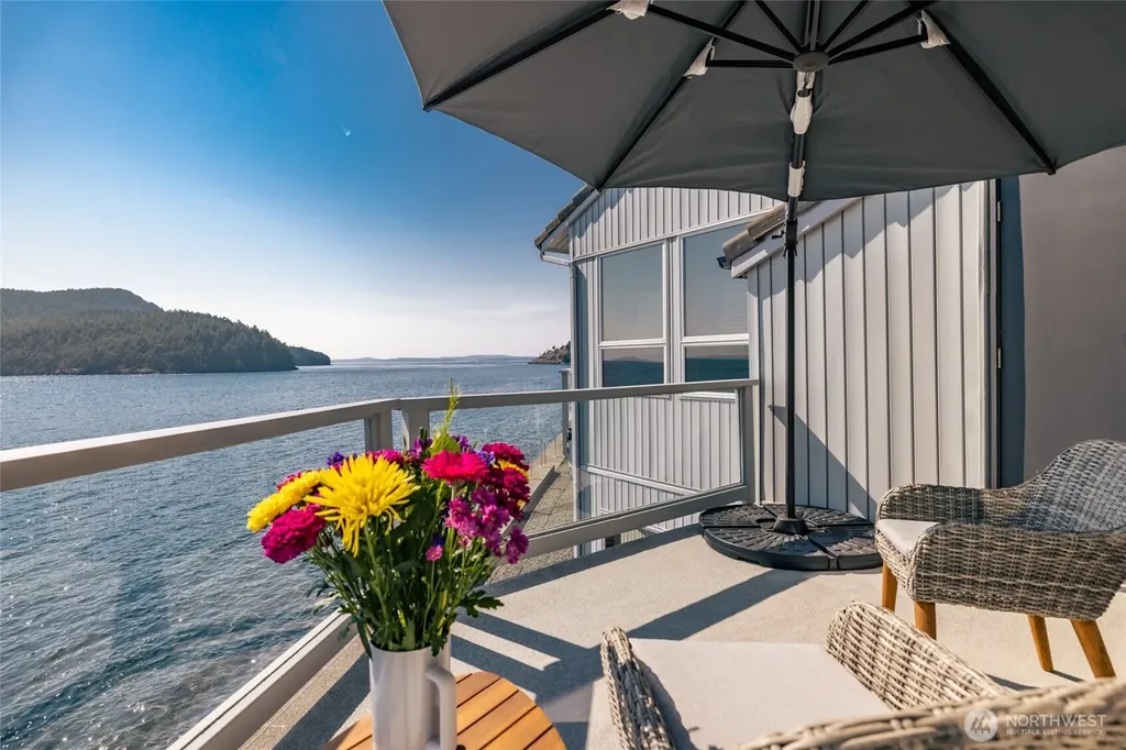 2401 Skyline Way Anacortes WA 98221