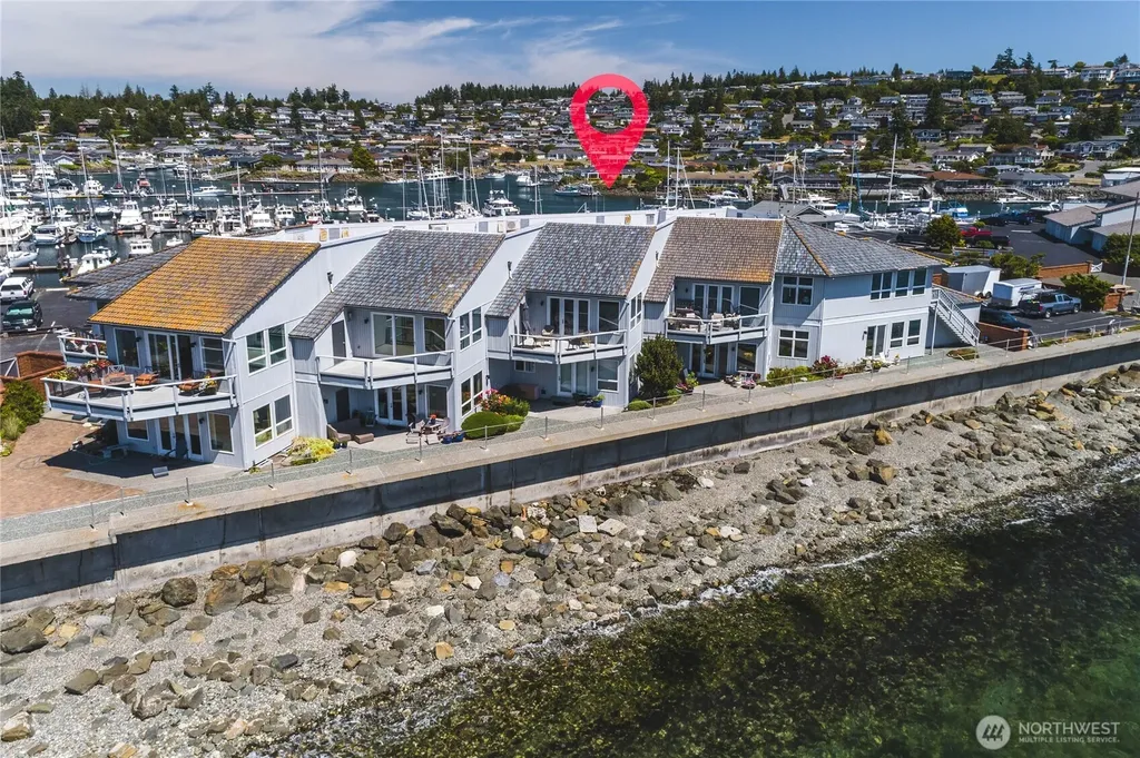 2401 Skyline Way Anacortes WA 98221
