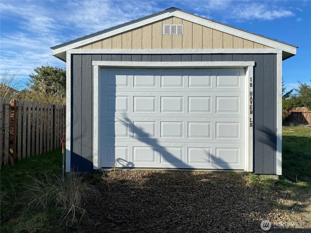 18 Haven Lane Copalis Beach WA 98535