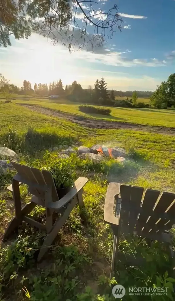 208 Laird Road Port Angeles WA 98363