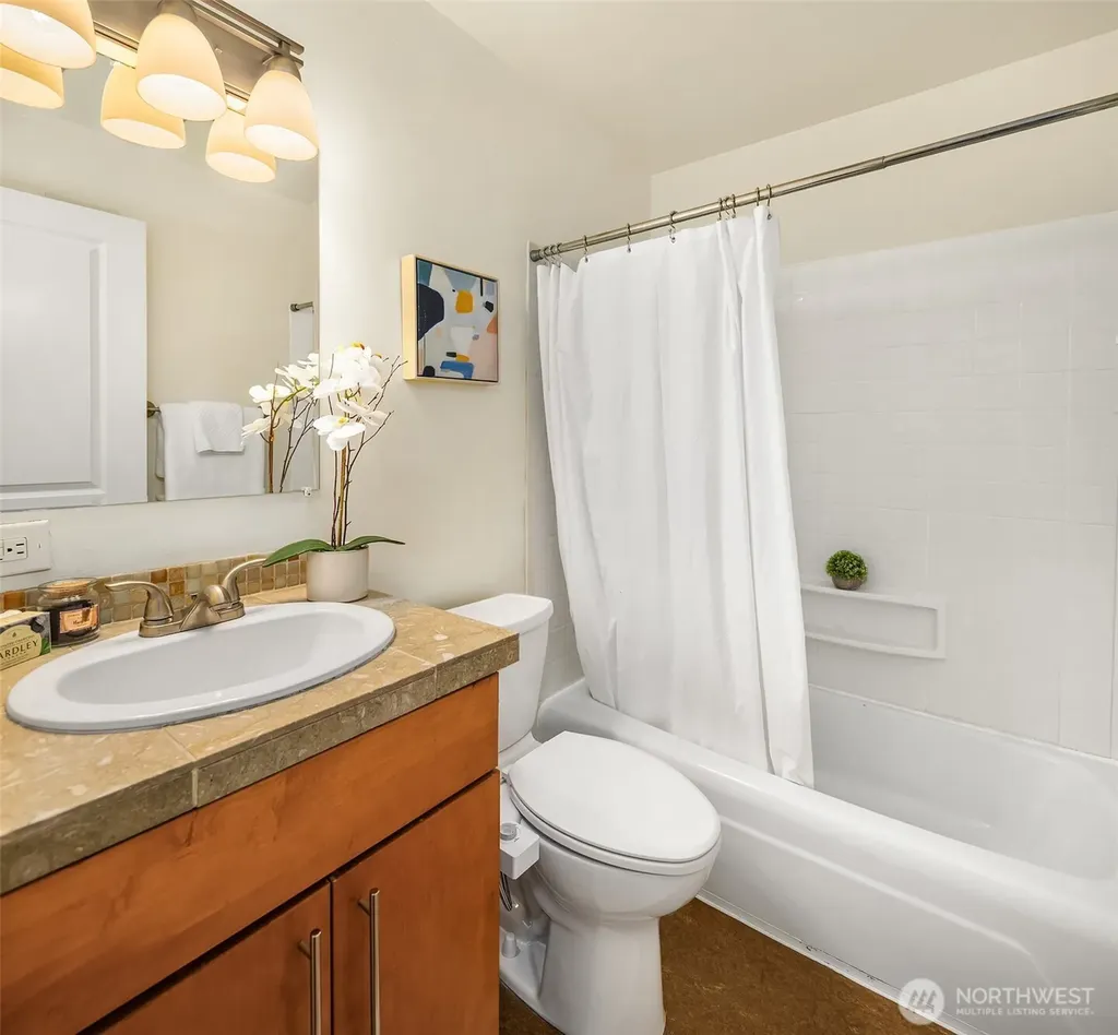 1707 Boylston Avenue Seattle WA 98122