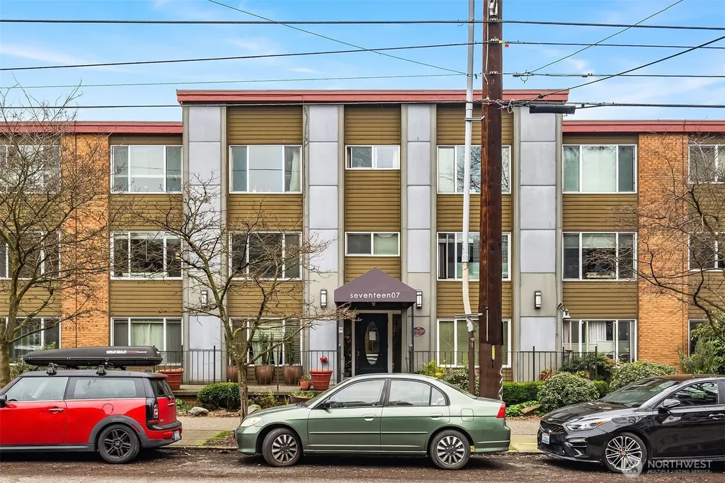 1707 Boylston Avenue Seattle WA 98122