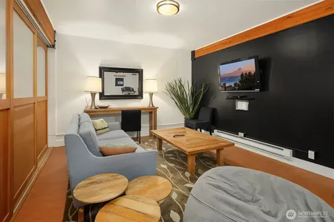 1707 Boylston Avenue Seattle WA 98122