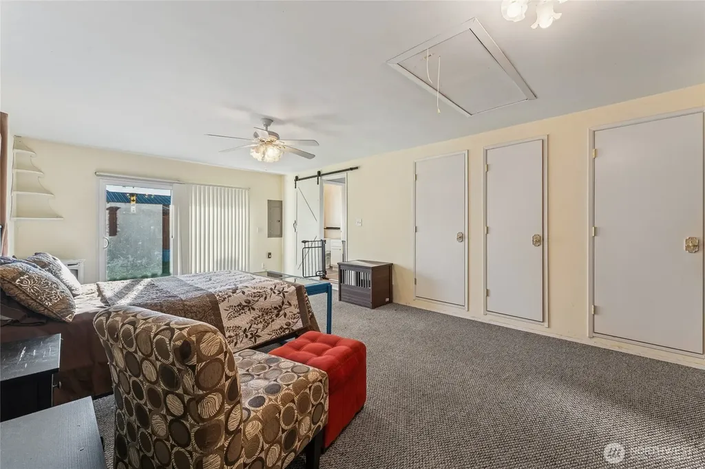 406 Dupont Avenue Dupont WA 98327