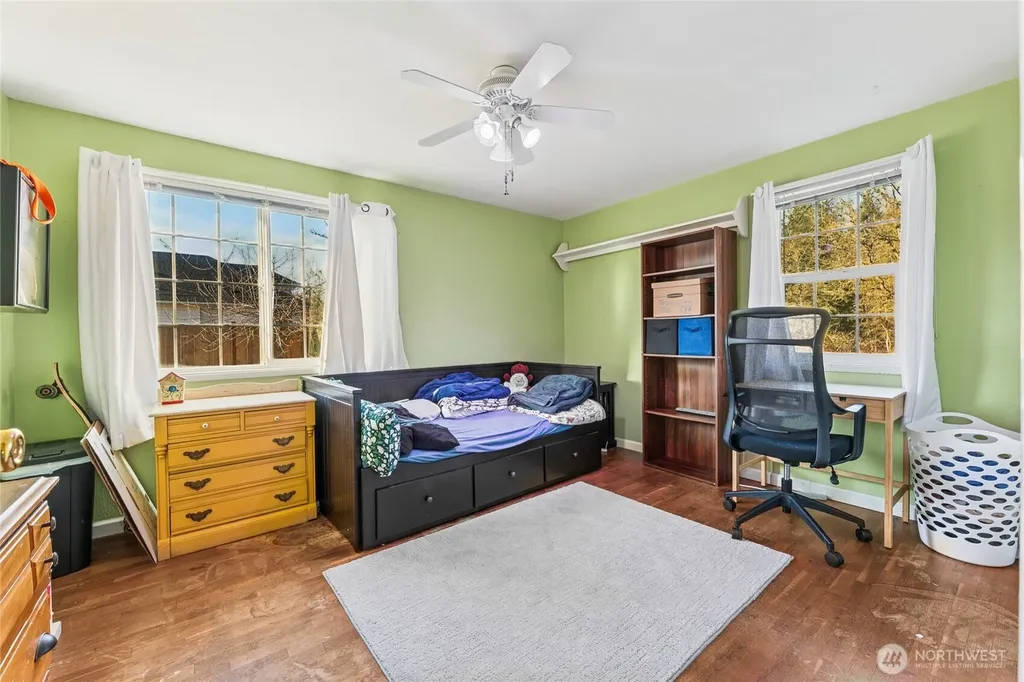 406 Dupont Avenue Dupont WA 98327