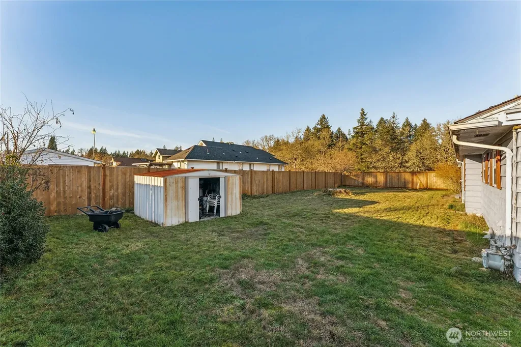 406 Dupont Avenue Dupont WA 98327