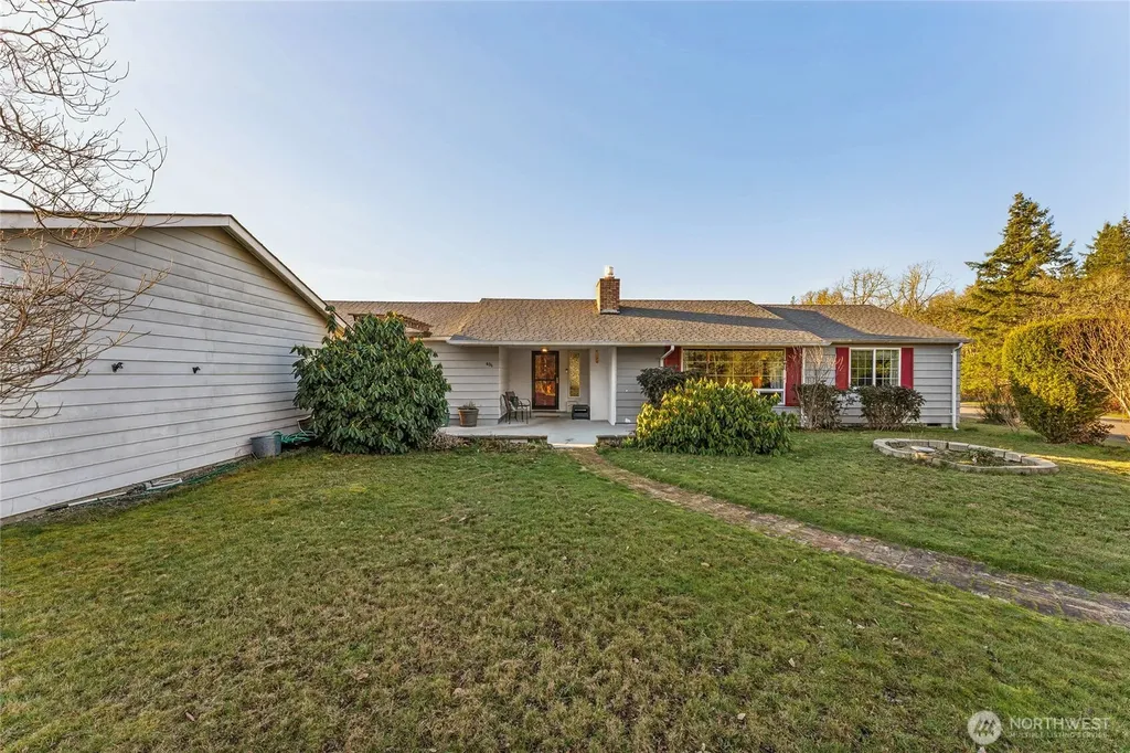 406 Dupont Avenue Dupont WA 98327