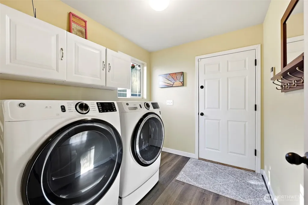 3108 E Valley View Terrace Tacoma WA 98404