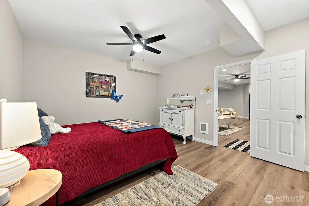 3108 E Valley View Terrace Tacoma WA 98404