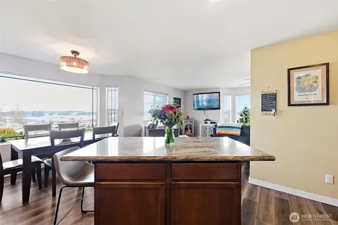 3108 E Valley View Terrace Tacoma WA 98404