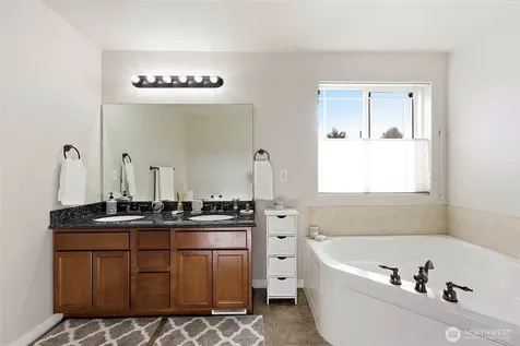 3108 E Valley View Terrace Tacoma WA 98404