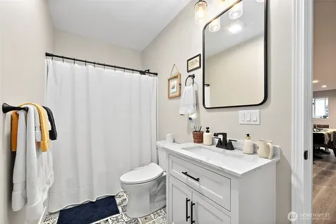 3108 E Valley View Terrace Tacoma WA 98404