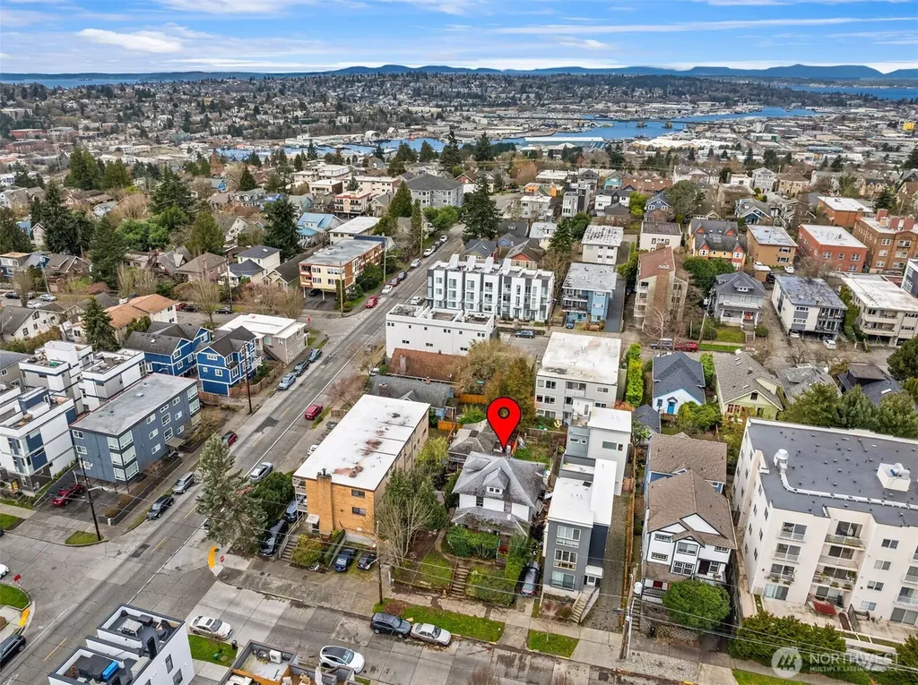 4309 Evanston Avenue N Seattle WA 98103