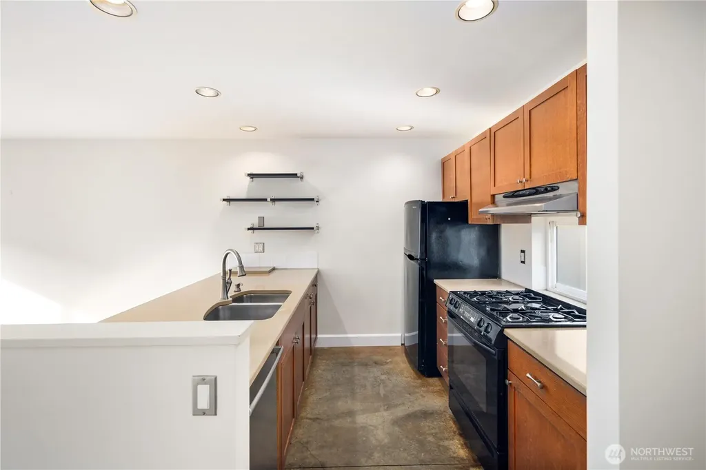 112 22nd Avenue Seattle WA 98122
