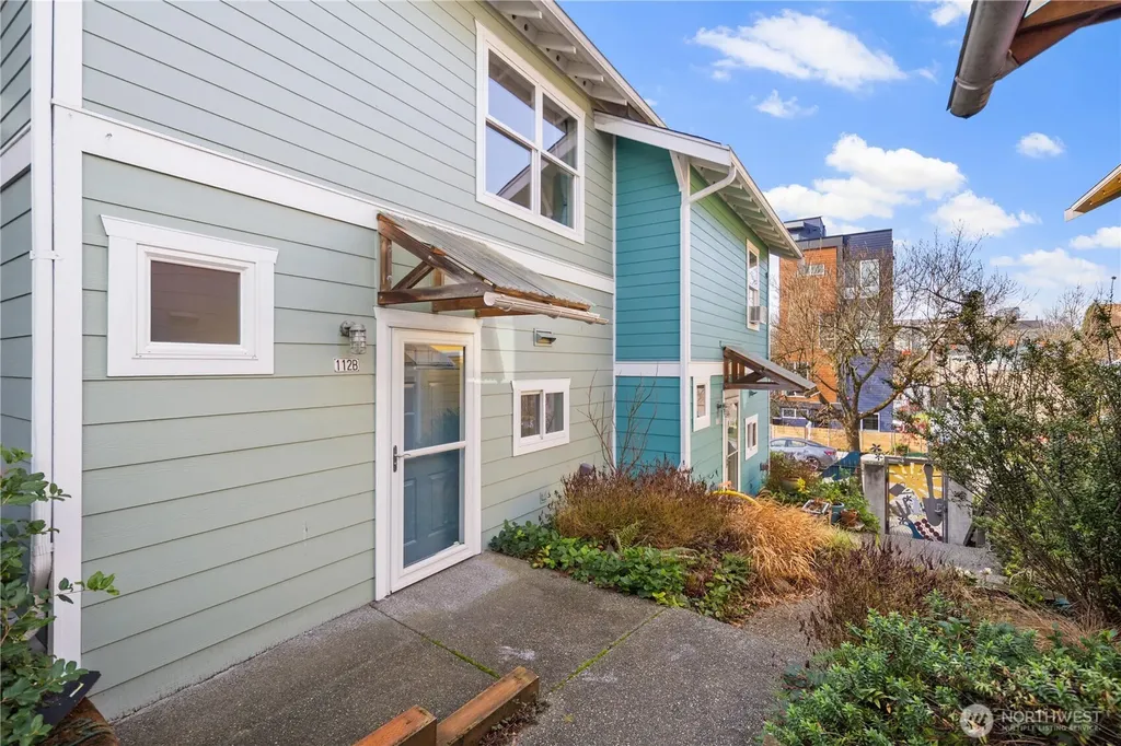 112 22nd Avenue Seattle WA 98122
