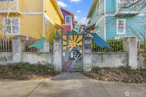 112 22nd Avenue Seattle WA 98122