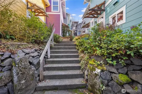 112 22nd Avenue Seattle WA 98122