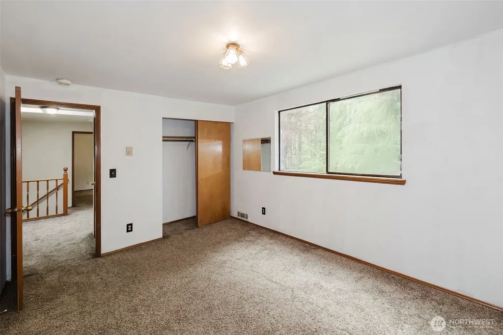 9606 Sunburst Court SE Port Orchard WA 98367