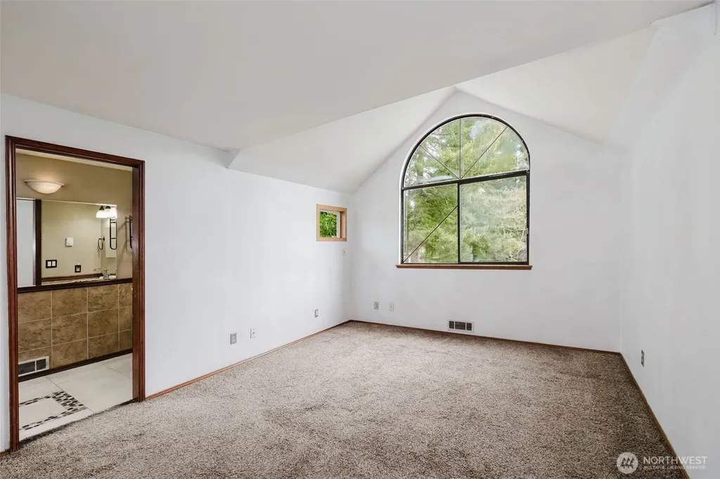 9606 Sunburst Court SE Port Orchard WA 98367