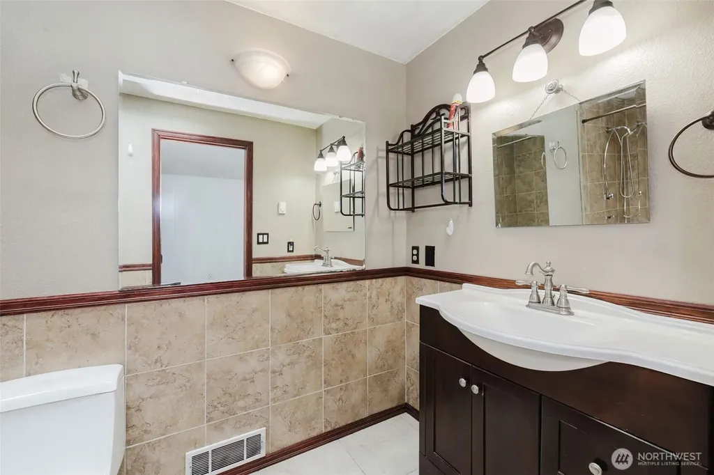 9606 Sunburst Court SE Port Orchard WA 98367