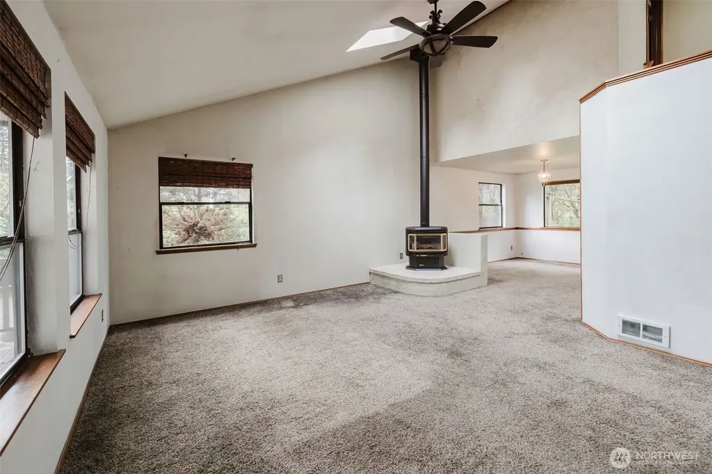 9606 Sunburst Court SE Port Orchard WA 98367