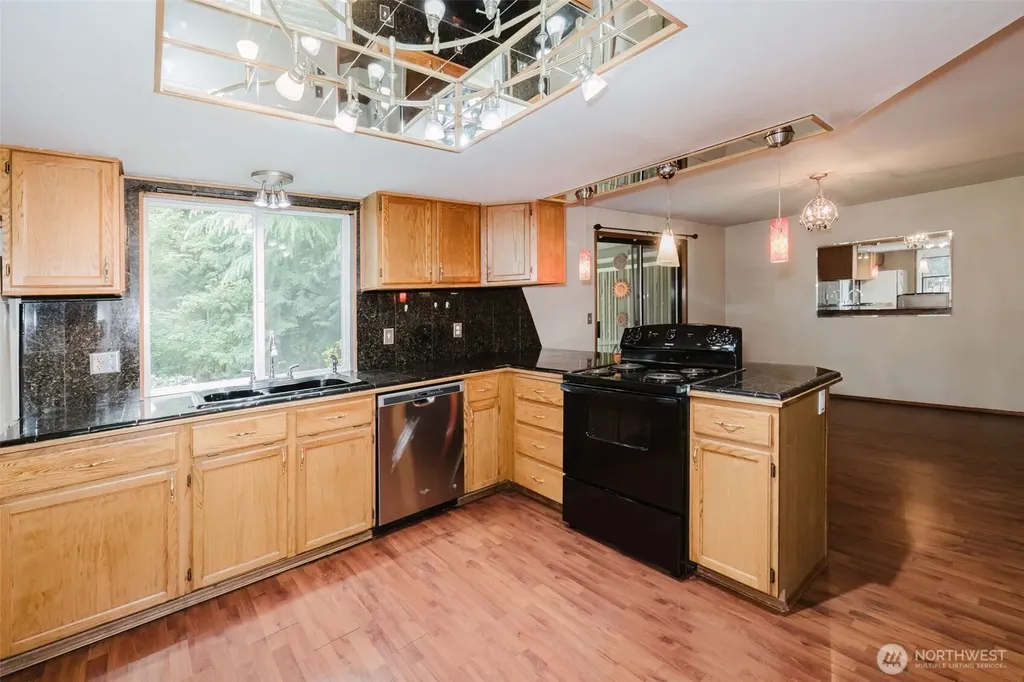 9606 Sunburst Court SE Port Orchard WA 98367