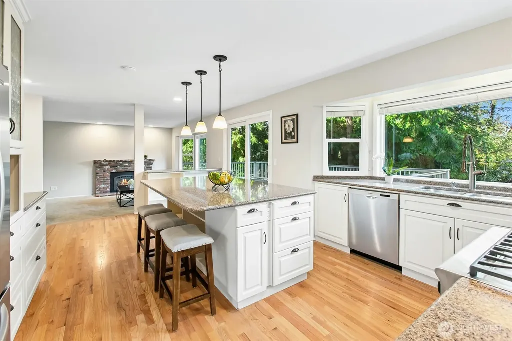 4310 209th Avenue NE Sammamish WA 98074