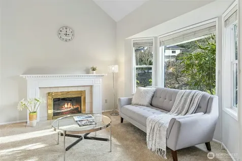4310 209th Avenue NE Sammamish WA 98074