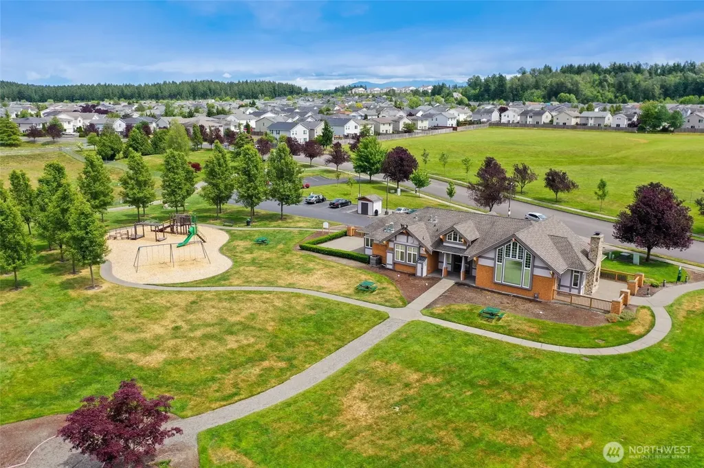 18401 95th Avenue Ct E Puyallup WA 98375