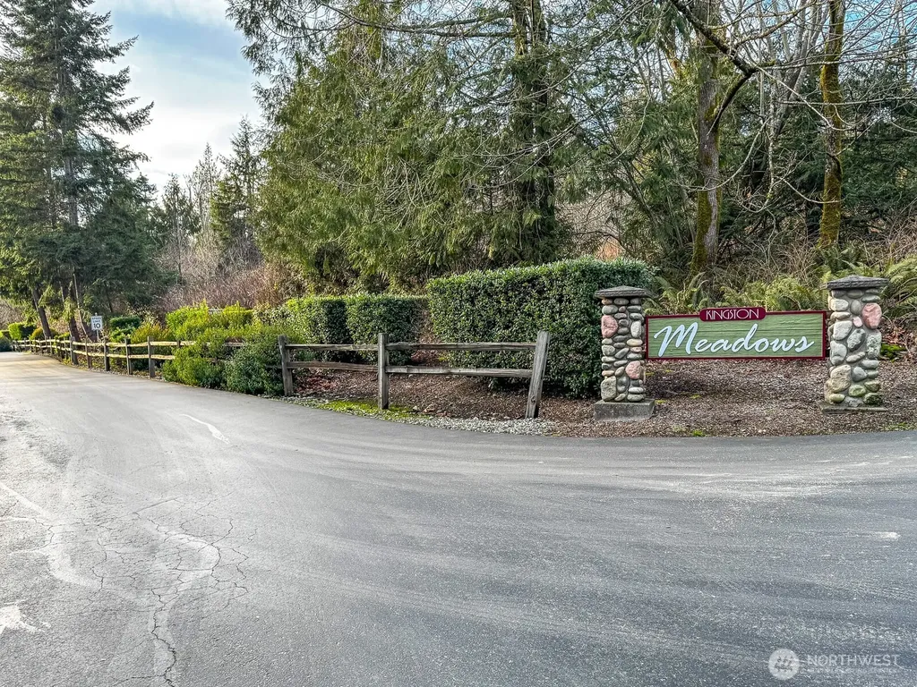 10543 NE Kingston Meadows Circle Kingston WA 98346