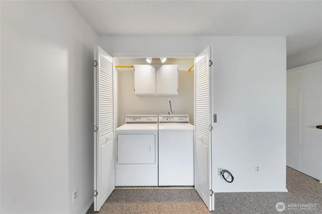 809 NE Perkins Street Coupeville WA 98239