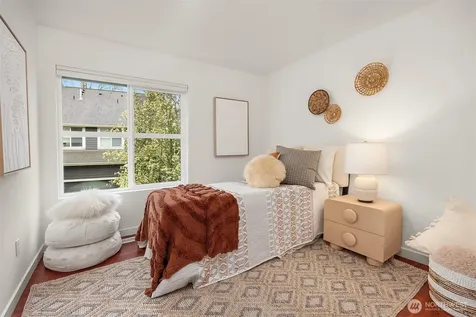 2211 NE Natalie Way Issaquah WA 98029