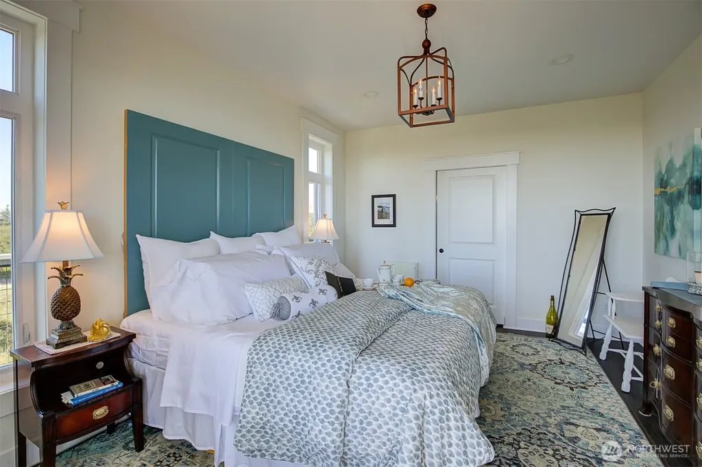 577 Sand Dune Avenue SW Ocean Shores WA 98569
