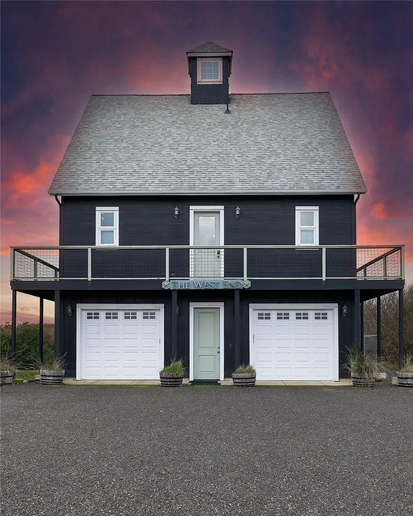 577 Sand Dune Avenue SW Ocean Shores WA 98569