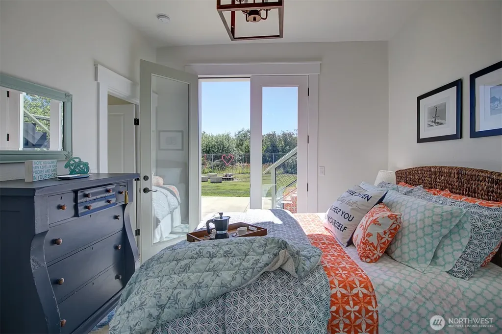 577 Sand Dune Avenue SW Ocean Shores WA 98569