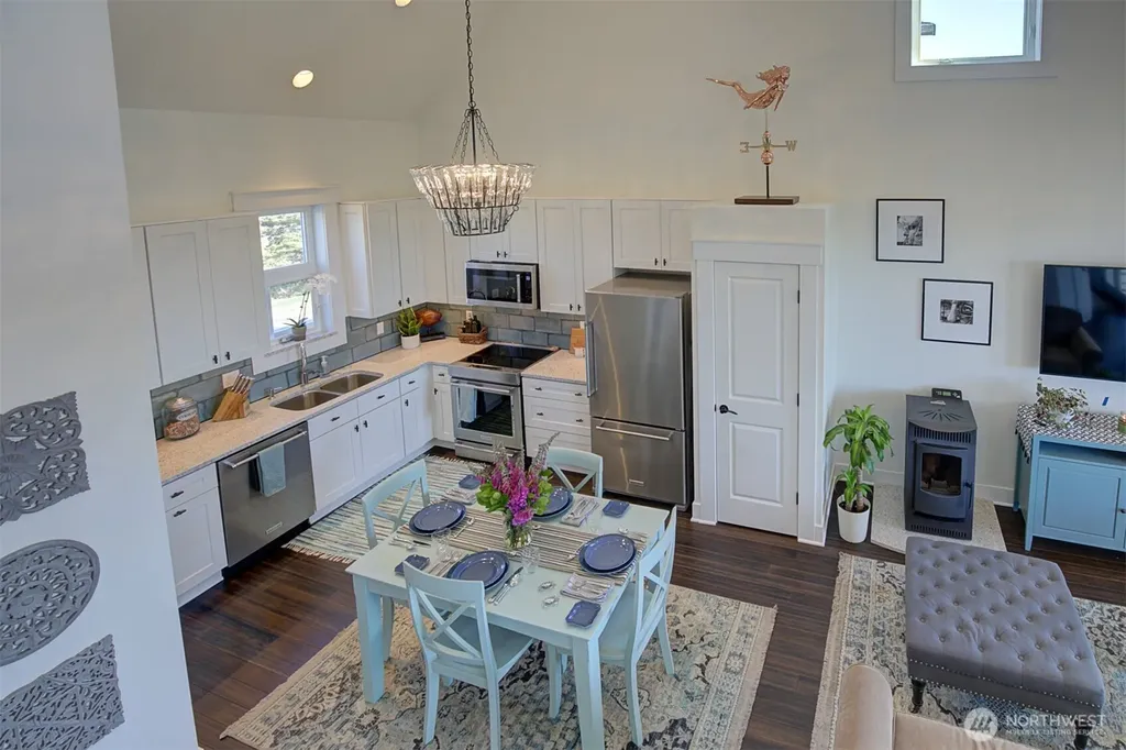 577 Sand Dune Avenue SW Ocean Shores WA 98569