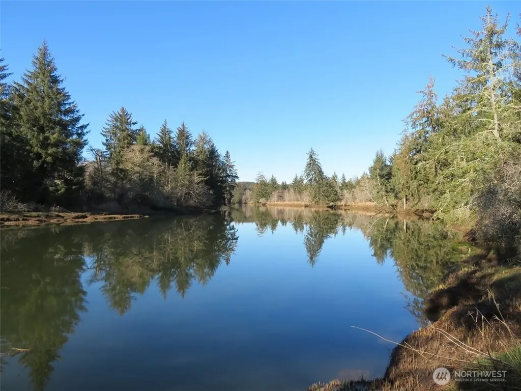 1478 E Hoquiam Road Hoquiam WA 98550