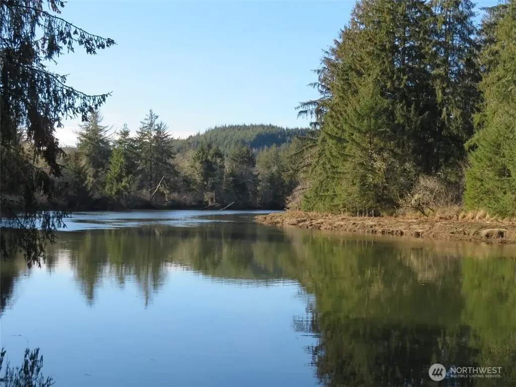 1478 E Hoquiam Road Hoquiam WA 98550